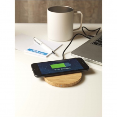 Logo trade promotional items image of: Essence 15W bamboo wireless charging pad