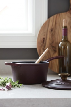 Logotrade promotional item picture of: VINGA Monte enamelled cast iron pot 1,9L