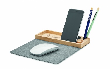 Logo trade promotional items picture of: Wireless charger in bamboo 15W