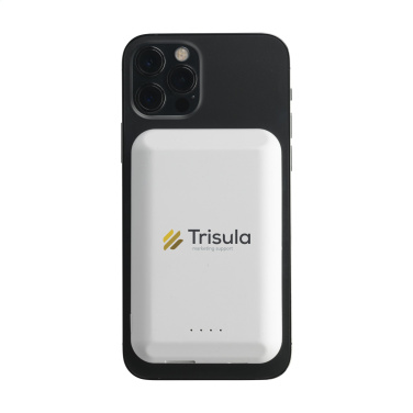 Logotrade advertising product picture of: Force Magnetic RCS Recycled Wireless Powerbank 5000