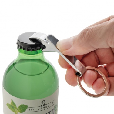 Logotrade reklaamtoote foto: RCS taaskasutatud tsingisulamist pudeliavaja võtmehoidja