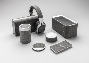 Logo trade firmakingitused foto: Vogue kõrvaklapid