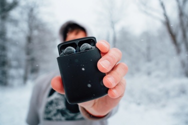 Logotrade reklaamkingi foto: Skywave RCS taaskasutatud plastist päikesepatareid