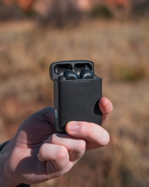 Logotrade reklaamkingituse foto: Skywave RCS taaskasutatud plastist päikesepatareid