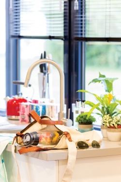 Logotrade reklaamkingi foto: Lukustatav infusioonipudel