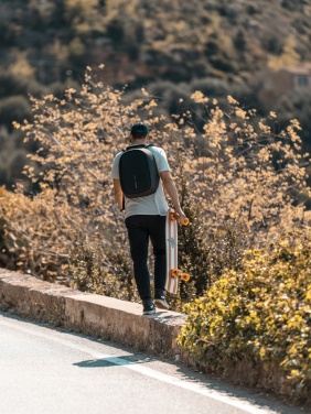 Logotrade firmakingitused pilt: Bobby Hero Väike vargusevastane seljakott