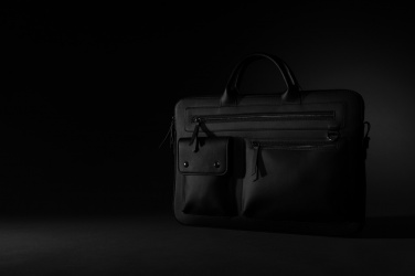 Logotrade firmakingituse foto: Swiss Peak GRS taaskasutatud PU 14-tolline sülearvutikott