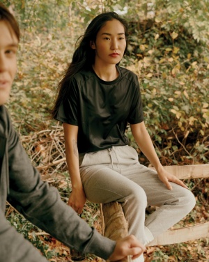 Logotrade reklaamkingituse foto: Iqoniq Tikal taaskasutatud polüestrist kiiresti kuivav spordisärk