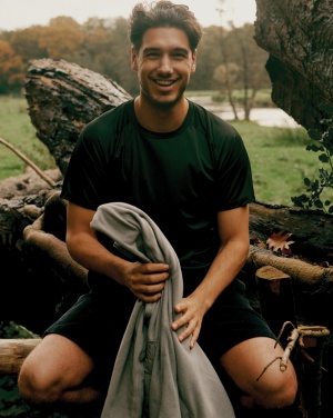 Logo trade meened foto: Iqoniq Tikal taaskasutatud polüestrist kiiresti kuivav spordisärk