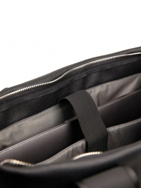 Logotrade reklaamkingituse foto: VINGA Bermond RCS taaskasutatud PU kandekott