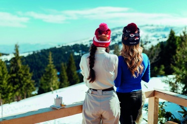 Logo trade reklaamkingitused foto: Jõuluteks kootud müts LED valgustusega