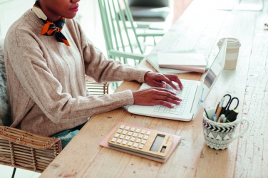 Logotrade ärikingid pilt: 8-kohaline bambusest kalkulaator