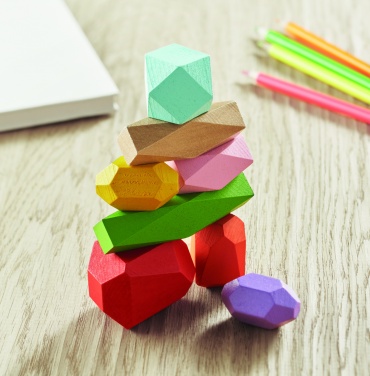 Logo trade meened foto: 8 virnastatavat puitkivi kotis