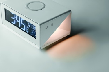 Logotrade meene foto: LED kell ja juhtmevaba laadija 5W