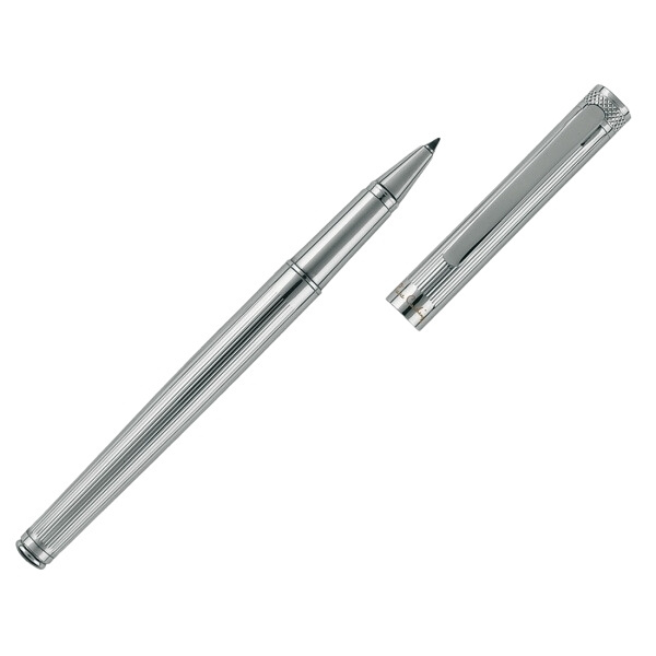 Logo trade ärikingi pilt: Rull RENEE Pierre Cardin