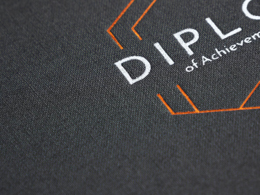 Logo trade meened foto: Diplomi kate 1700280