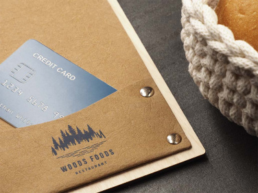 Logotrade ärikingituse foto: Arve kaaned 1053121