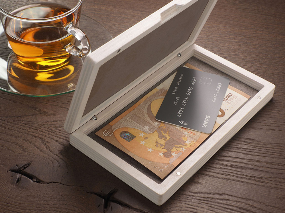 Logotrade ärikingid pilt: Puidust arvelduskarp 1816121