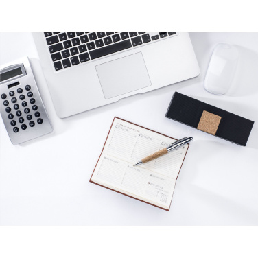 Logotrade reklaamkingituse foto: Korgist pastapliiats kroomitud detailidega