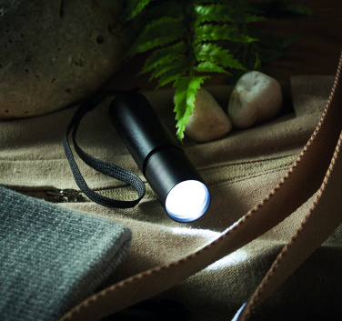 Logo trade reklaamkingitused foto: ALUMINATE alumiiniumist laetav taskulamp