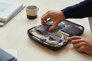 Logo trade reklaamkingid foto: Bellroy komplekt tehnika tarvikute hoiustamiseks