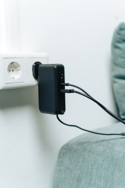 Logotrade reklaamkingid pilt: Urban Vitamin Eureka hübriid 10000mah akupank 65W