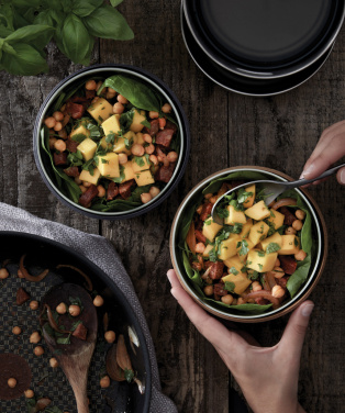 Logo trade meened foto: Black+Blum klaasist lõunakauss 750ml