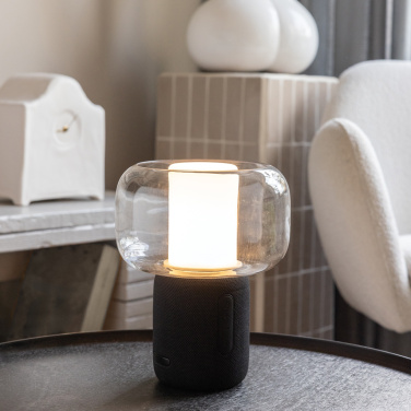 Logo trade reklaamtoote pilt: Lux RCS taaskasutatud plastist 10W kõlar-lamp