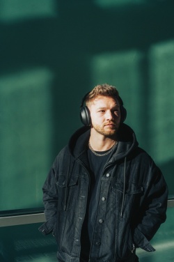 Logotrade liikelahja mainoslahja kuva: Urban Vitamin Cupertino RCS ANC kuulokkeet