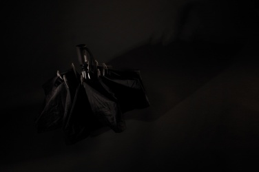 Logotrade liikelahja tuotekuva: Swiss Peak AWARE™ 23" kokoontaittuva käännettävä sateenvar