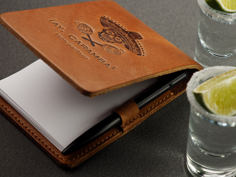 Logo trade mainoslahjat ja liikelahjat kuva: Tarjoilijan muistilehtiö 1202141