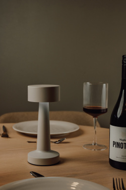 Logotrade liikelahjat mainoslahjat tuotekuva: VINGA Maris RSC  -pöytävalaisin kierrätettyä muovia