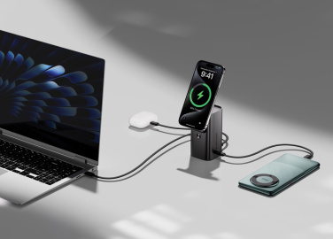 Logotrade mainostuotet kuva: Urban Vitamin Sunnyvale 100 W 15 000 mAh virtapankki