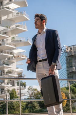 Logotrade Ideja dāvanas foto: Bobby Bizz 2.0 pretaizdzīšanas mugursoma un portfelis