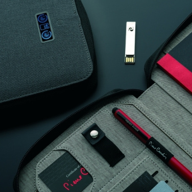 Logotrade biznesa dāvanas foto: Mape A5 un strāvas banka 4000 mAh SORBONNE Pierre Cardin