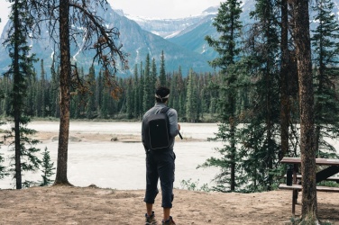 Лого трейд pекламные подарки фото: Рюкзак Swiss Peak AWARE™ для ноутбука 15,6" с защитой от кражи