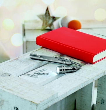 Лого трейд pекламные продукты фото: Фонарик