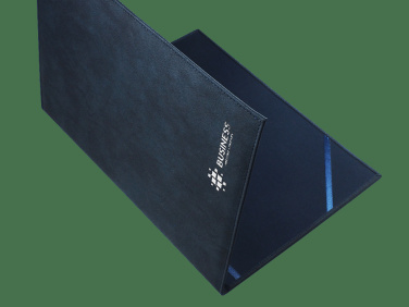 Логотрейд pекламные подарки картинка: Обложка для диплома 152326