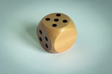 Логотрейд pекламные cувениры картинка: Schima wooden dice 5cm dia