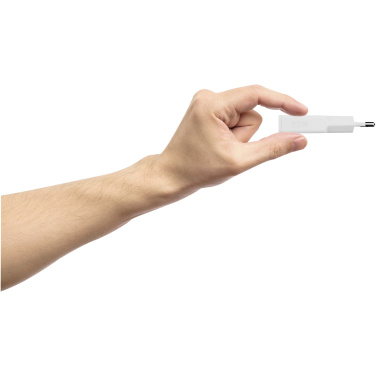 Логотрейд pекламные продукты картинка: Зарядное устройство Xtorm XG2SL033 Go2 SlimLine мощностью 33 Вт