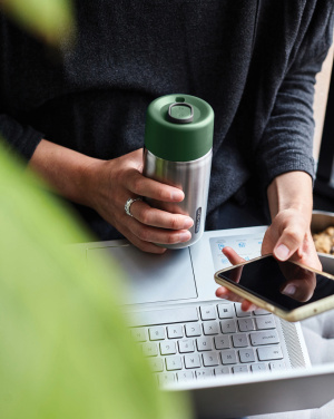 Логотрейд pекламные подарки картинка: Черный + Blum изолированный герметичный дорожный стакан из нержавеющей стали