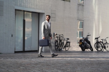 Logotrade kampanjprodukter bild: Bobby Bizz stöldskyddad ryggsäck & laptopväska