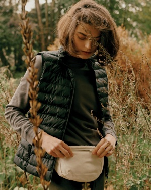 Logotrade presentreklam bild: Iqoniq Meru damväst i återvunnen polyester